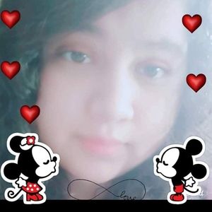 Meet your Posher, Cristal avila